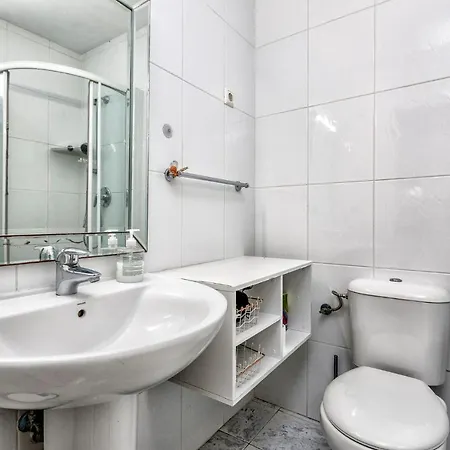 In With Outdoor Swimming Pool And Wifi Apartment Marbella
