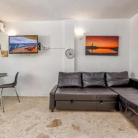 Apartment In With Outdoor Swimming Pool And Wifi Marbella